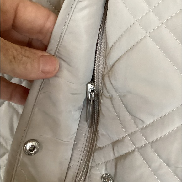 Ladies Jones New York quilted jacket   Never worn. Size L - Picture 3 of 5